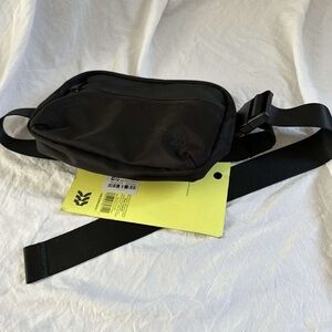 All In Motion • Belt Bag / Cross Body